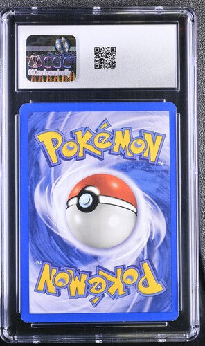2000 Pokémon English Pidgeot 14/130 Base Set 2 Rare Holo CGC 8